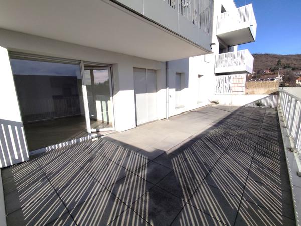 Appartement 4 pièce(s) 3 chambre(s) 74 m²