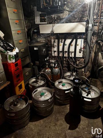 Bar-brasserie à vendre 32 m² Paris 18