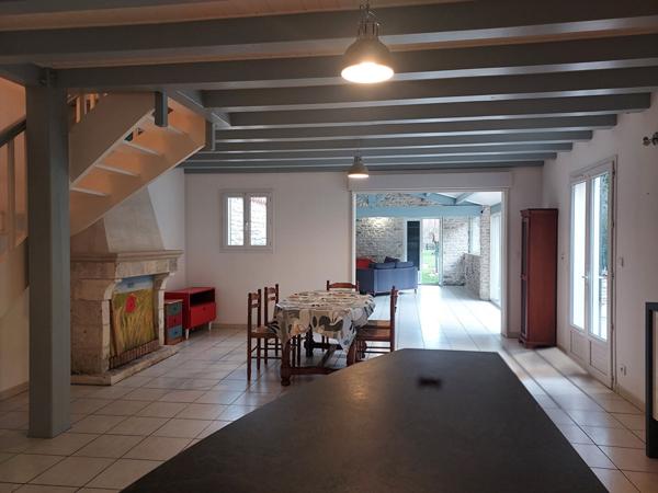 Dolus-d'Oléron - Maison de 140 m² sur 1 393 m² de terrain, au calme entre commerces et plage