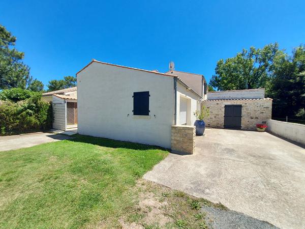 Dolus-d'Oléron - Maison de 140 m² sur 1 393 m² de terrain, au calme entre commerces et plage