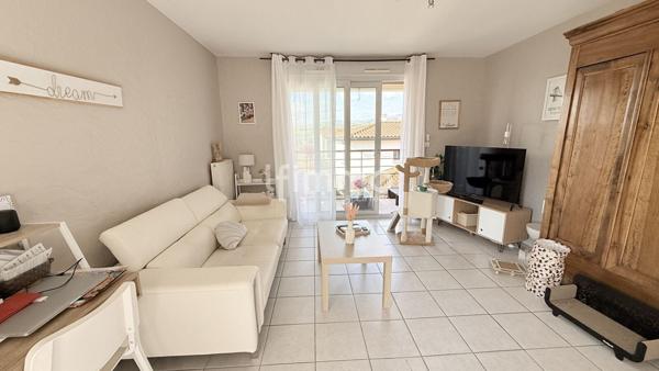 Pépite au cœur de Mornant : T3 avec Terrasse et Vue Dégagée