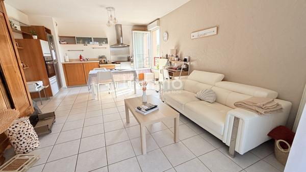 Pépite au cœur de Mornant : T3 avec Terrasse et Vue Dégagée