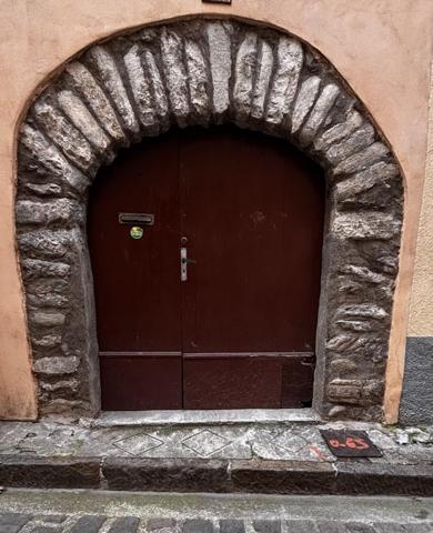 Maison de caractère à rénover – Cœur historique de Céret