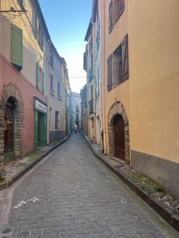 Maison de caractère à rénover – Cœur historique de Céret