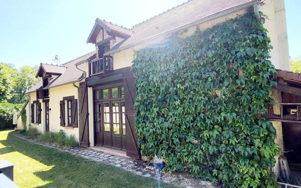 Maison à vendre    4 pièces • 124 m2 Sainte-Geneviève-des-Bois