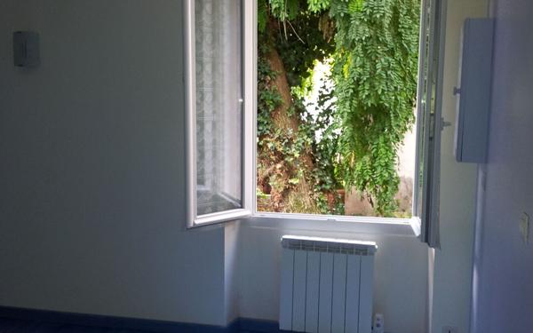 Immeuble à vendre    2 pièces •  Montargis