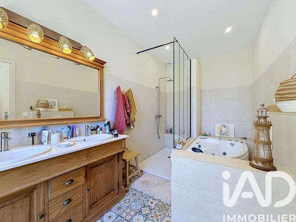 Maison à vendre 9 pièces 266 m² Tarbes