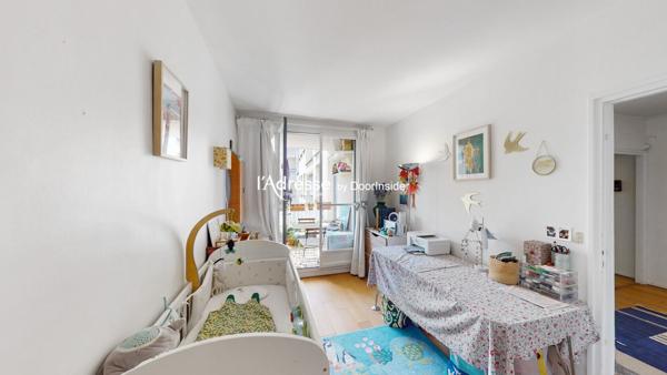 Mairie du 15ème : 4 pièces, 80.3m2 + tersasse de 5.27m