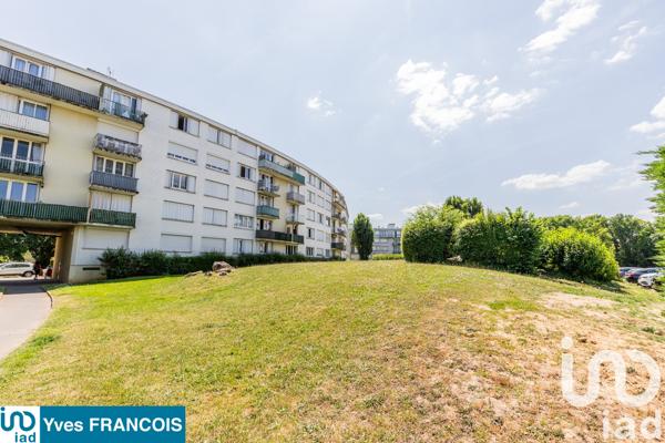 Apartment for sale 3 rooms 75 m² Saint-Michel-sur-Orge