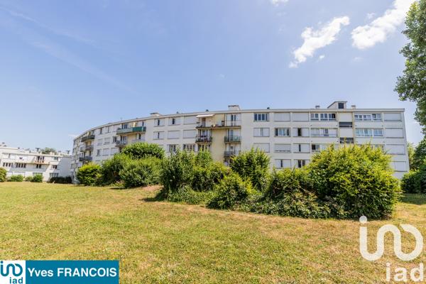 Apartment for sale 3 rooms 75 m² Saint-Michel-sur-Orge