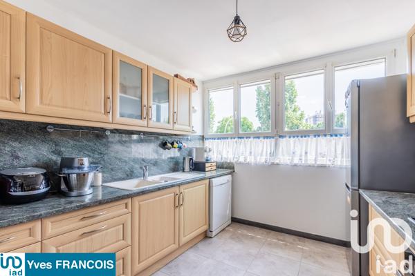 Apartment for sale 3 rooms 75 m² Saint-Michel-sur-Orge