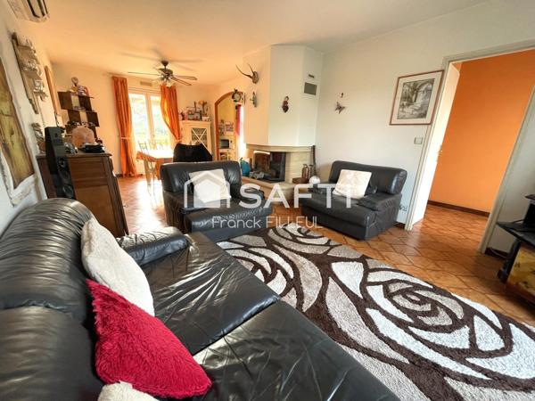 Maison en trés bon état avec sous-sol et jardin