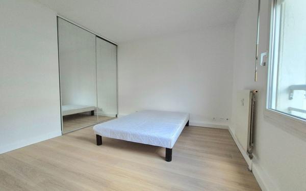Appartement à vendre    3 pièces •  Créteil
