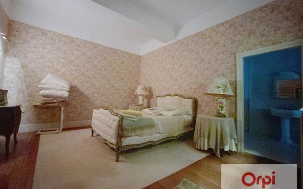 Maison à louer    6 pièces • 295,06 m2 Vallon-en-Sully