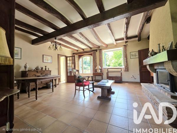 Maison à vendre 10 pièces 230 m² Cornac