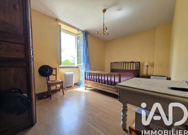 Maison à vendre 10 pièces 230 m² Cornac