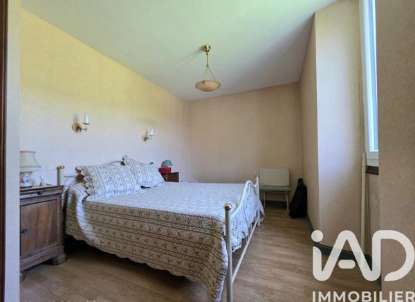 Maison à vendre 10 pièces 230 m² Cornac