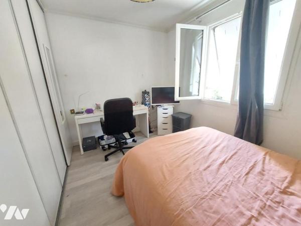 A VENDRE - PAVILLON - COSSE LE VIVIEN