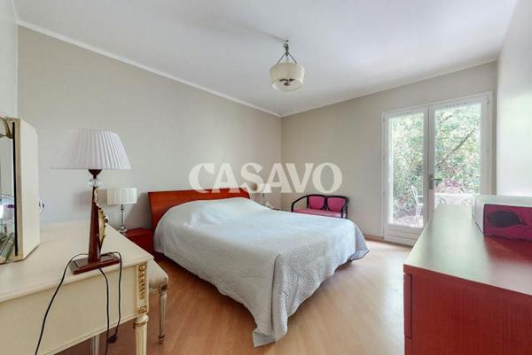 Vente Maison 8 pièces de 210m² - 92500 Rueil-Malmaison
