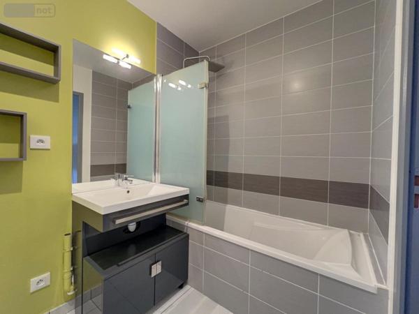 Appartement à vendre à Tours dans l'Indre-et-Loire (37100), ref : 37096-35