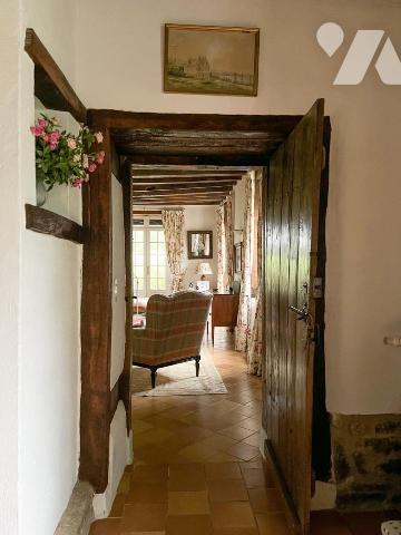 Longère avec parc et étang