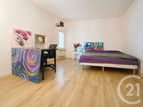 Appartement Ff4 à vendre  4 pièces - 95,68 m 2   MONTPELLIER  - 34