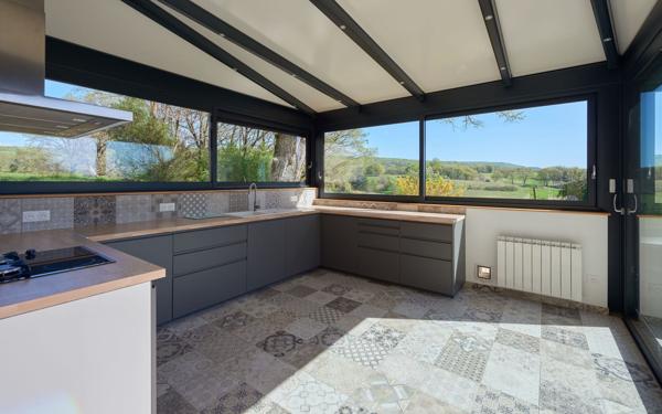 Maison à vendre    6 pièces •  Forcalquier