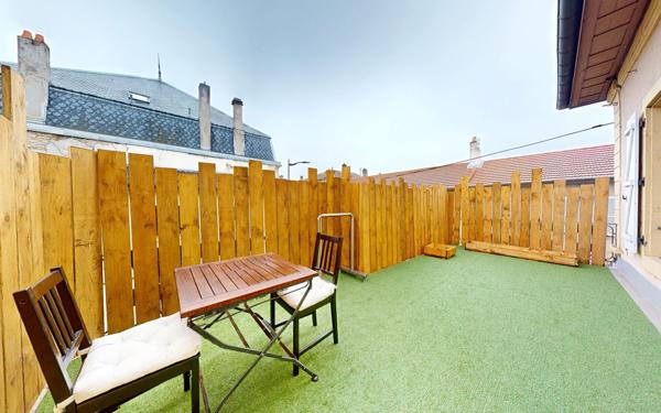 Appartement à vendre    3 pièces •  Longeville-lès-Metz