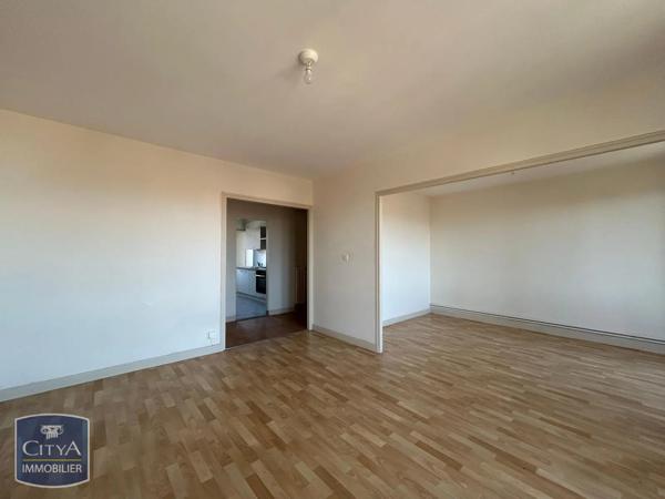 Appartement à louer 3 pièces 75.62m² Montauban (82000)
