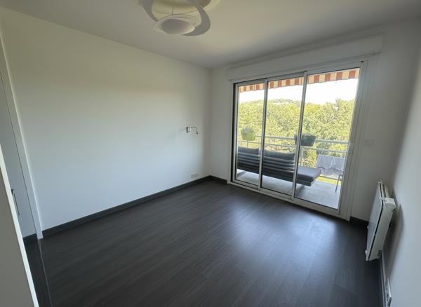 EXCLUSIVITE A vendre Appartement T3 -Rénové-Terrasse-Ascenseur