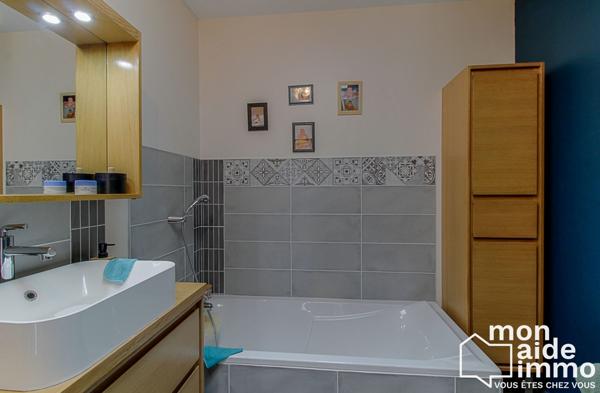 Maison plain pied , 4 chambres sous décennale