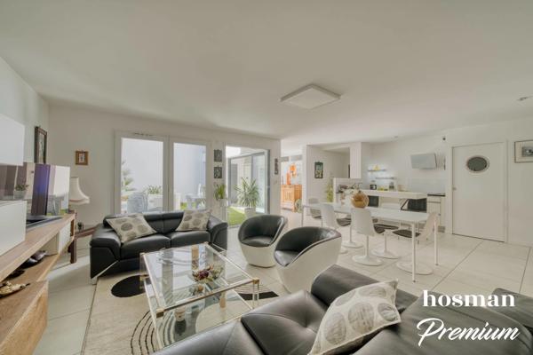Comme une maison… Bel appartement de standing avec patio de 27 m² – La Rochelle centre
