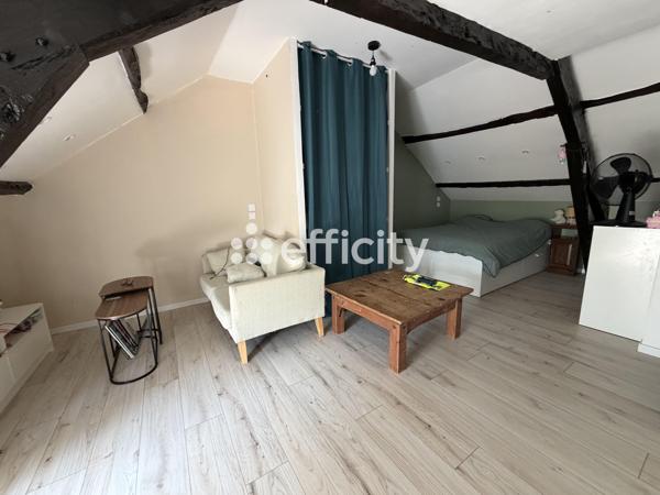 Maison
         8 pièces
        - 160 m² 398 000 € *