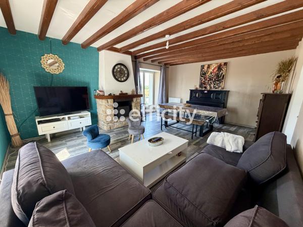 Maison
         8 pièces
        - 160 m² 398 000 € *