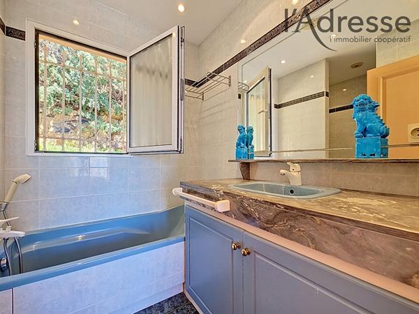 Villa d'exception sur les hauteurs de Mandelieu !
