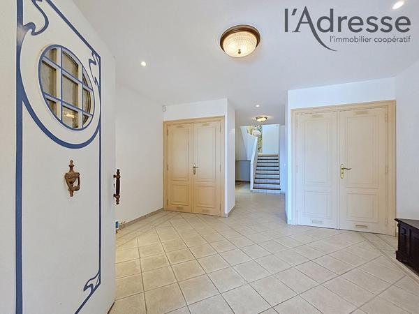 Villa d'exception sur les hauteurs de Mandelieu !