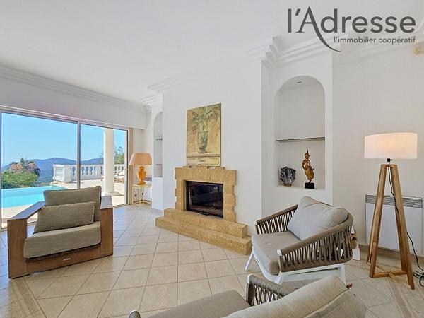 Villa d'exception sur les hauteurs de Mandelieu !