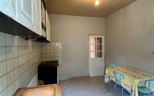 Maison à vendre    5 pièces •  Montmorillon