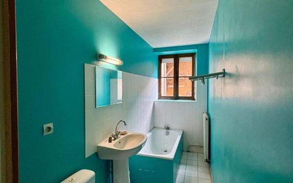 Maison à vendre    5 pièces •  Montmorillon