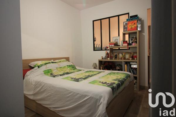 Appartement 3 pièces de 63 m² à Auriol (13390)