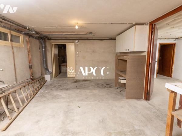 PROCHE CENTRE NYONS - VILLA AVEC GARAGE ET TERRAIN ATTENANT