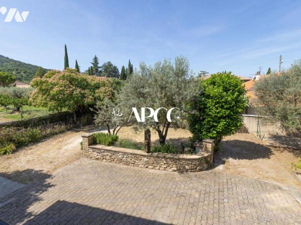 PROCHE CENTRE NYONS - VILLA AVEC GARAGE ET TERRAIN ATTENANT