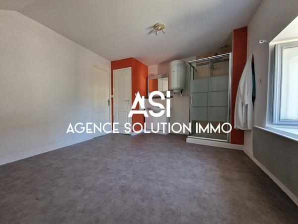 Ensemble Immobilier Maison principale + studio et grands garage - 600m² de terrain
