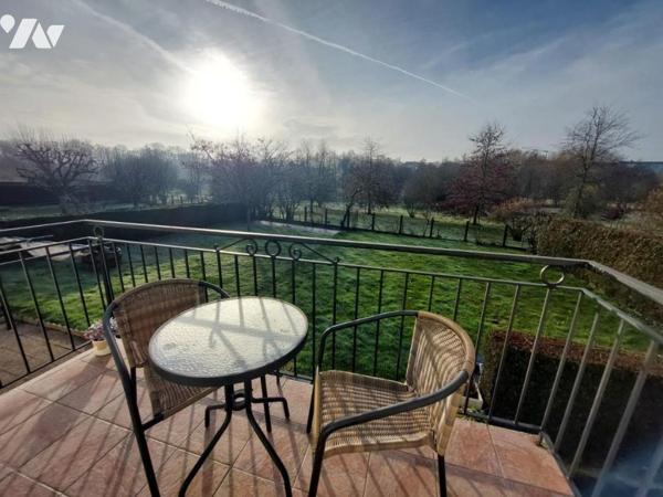  A VENDRE - PAVILLON - COSSE LE VIVIEN 