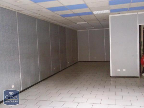 Local commercial à louer 127.15m²
