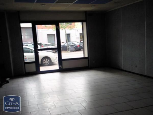 Local commercial à louer 127.15m²