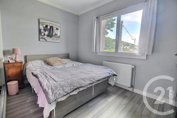 Maison à vendre  5 pièces - 143,10 m 2   MIRIBEL  - 01