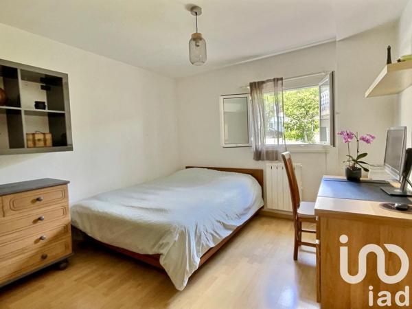 Appartement 4 pièces de 131 m² à Gattières (06510)