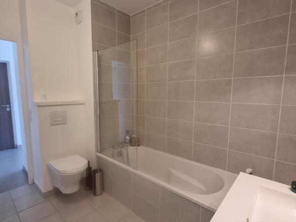 LOCATION 69001 LYON CROIX ROUSSE - APPARTEMENT T1 D'EXCEPTION - MEUBLE - PROCHE TRANSPORTS ET COMMERCES