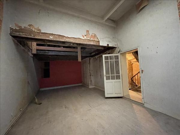 Immeuble à vendre |  Valence |  547 m²